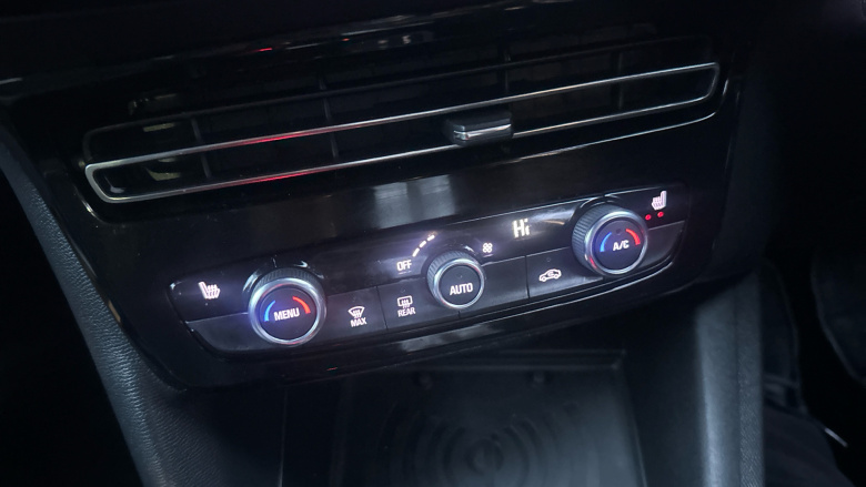 Vauxhall Mokka 100kW Ultimate 50kWh 5dr Auto Electric Hatchback